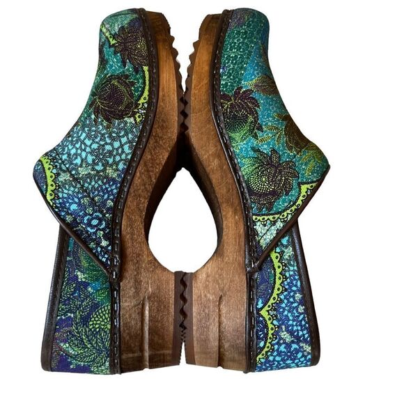 Sanita Pro Nuna Clogs Ethnic Print Multi Color - Picture 4 of 15